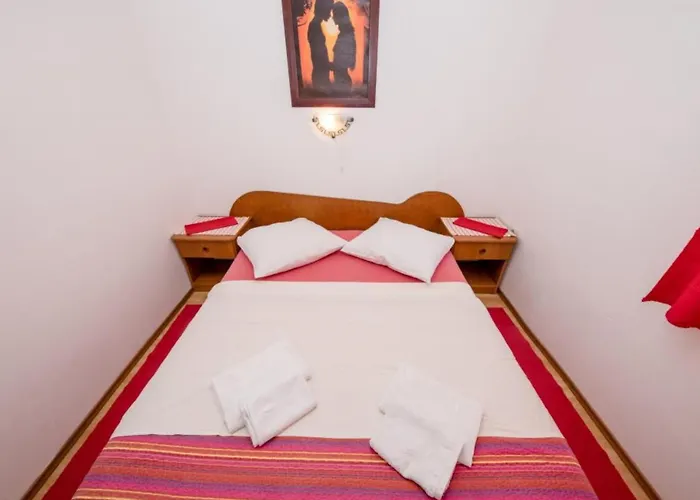 Daire Scerbe Gordana & Miljenko Rab - Two Bedroom With Terrace 1 Rab Town