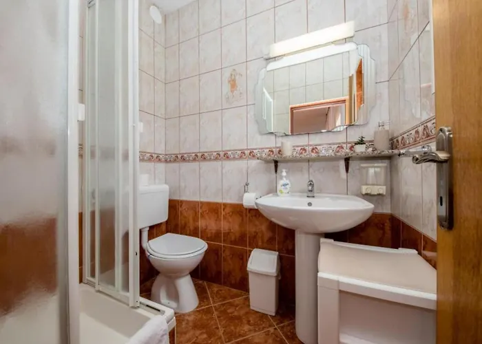 Scerbe Gordana & Miljenko Rab - Two Bedroom With Terrace 1 * Rab Town